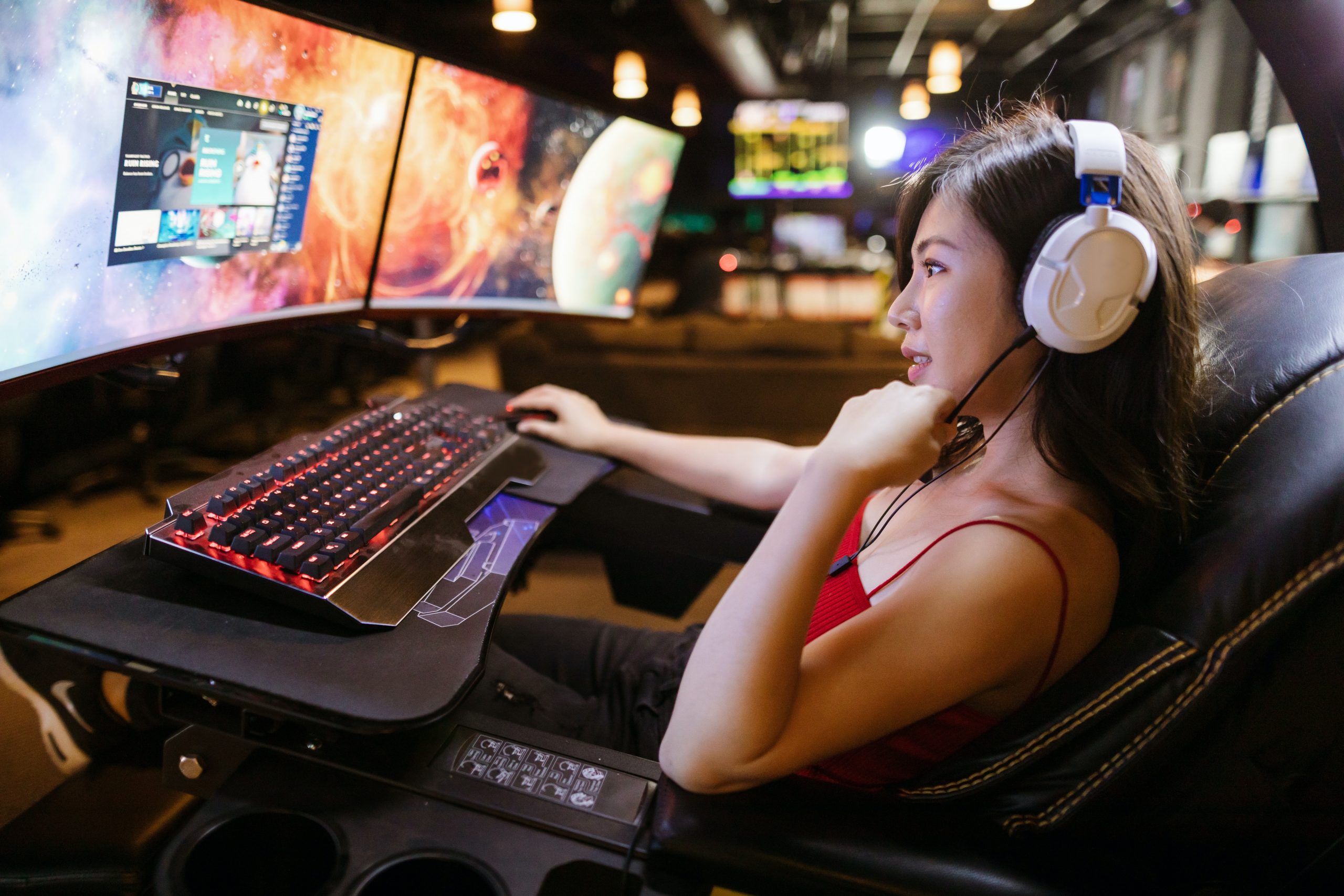 21 Tips on How to Become a Streamer